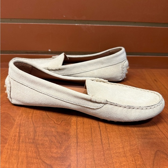 Women's Cream Moccasins - Picture 3 of 9